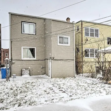 Quiet Chicago Townhome Walk To Subway Stations
